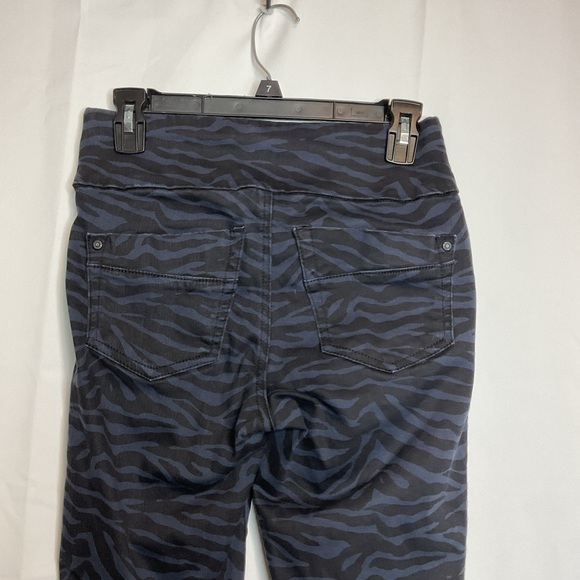 Rock and Republic Denim RX blue and black animal print slimming size4 - Picture 3 of 8